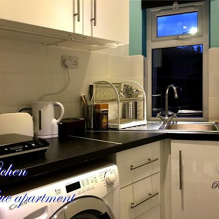 Vika Residence Deluxe Apartments Wednesbury Holiday Resort Phòng bức ảnh